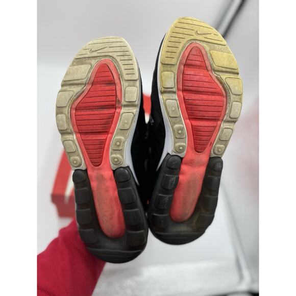 Size 6 (GS) - Nike Air Max 270 Low Triple Black - 943345-001 - Picture 7 of 8